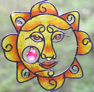 Carson Products Black Wireworks Sun Face Chime. A Bright Happy Smile!